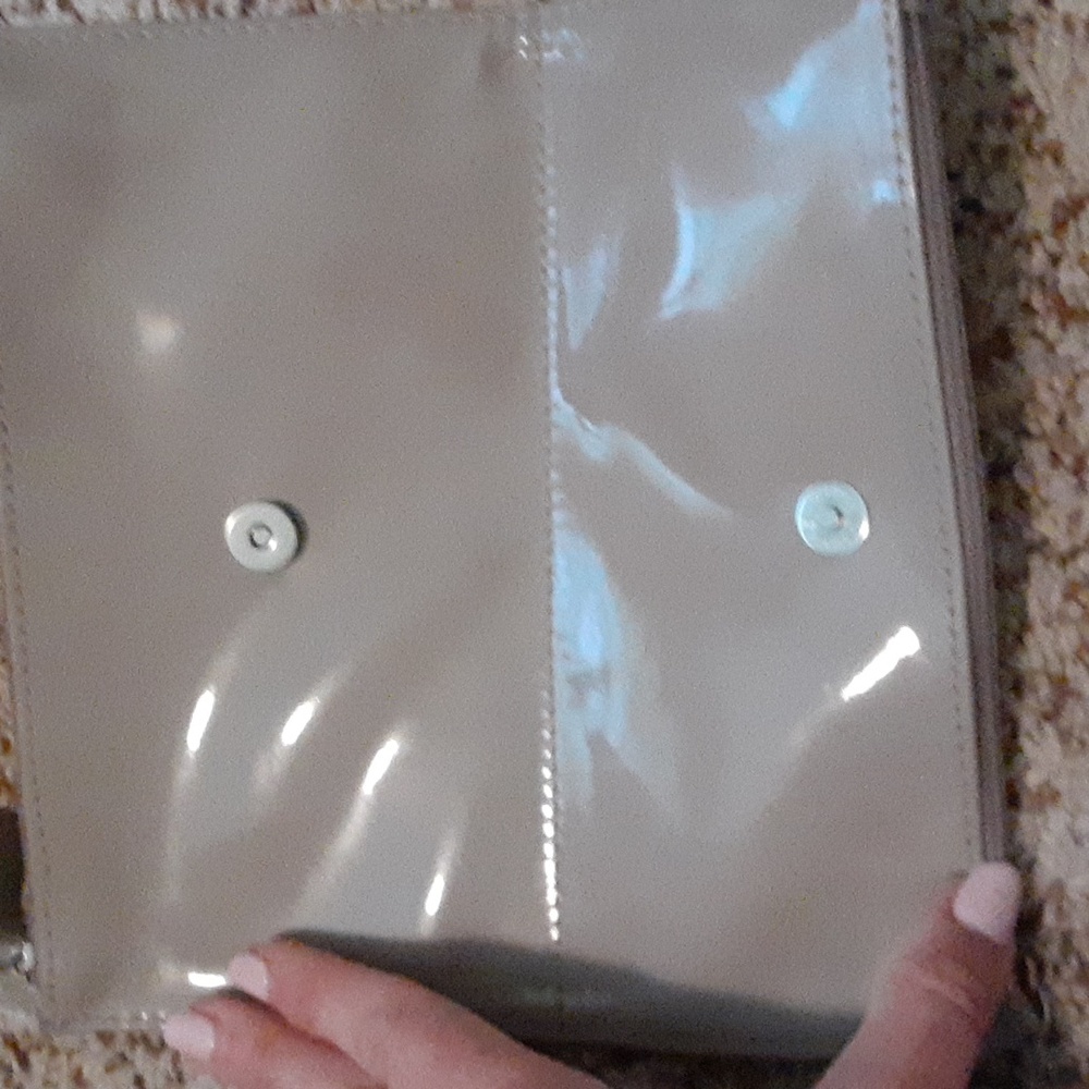 Brand new! Dior - Beauty, BAGS ONLY, NO MAKEUP INCLUDED - Picture 7 of 7